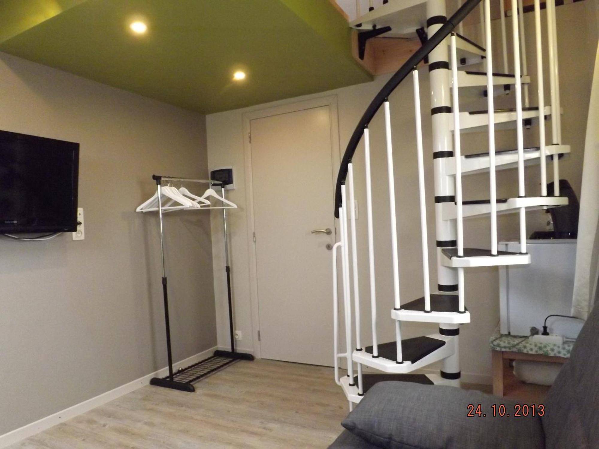 Le Chataignier Centenaire Bed & Breakfast Barry Exterior photo