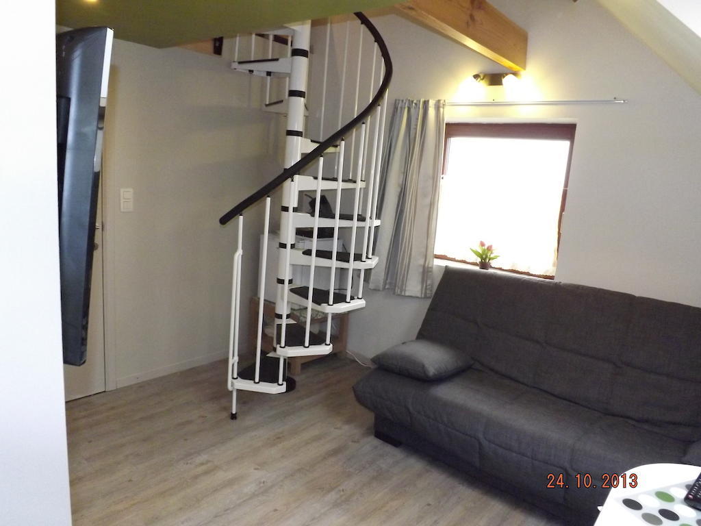Le Chataignier Centenaire Bed & Breakfast Barry Exterior photo